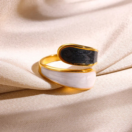 Qubra Dual Color Adjustable Ring