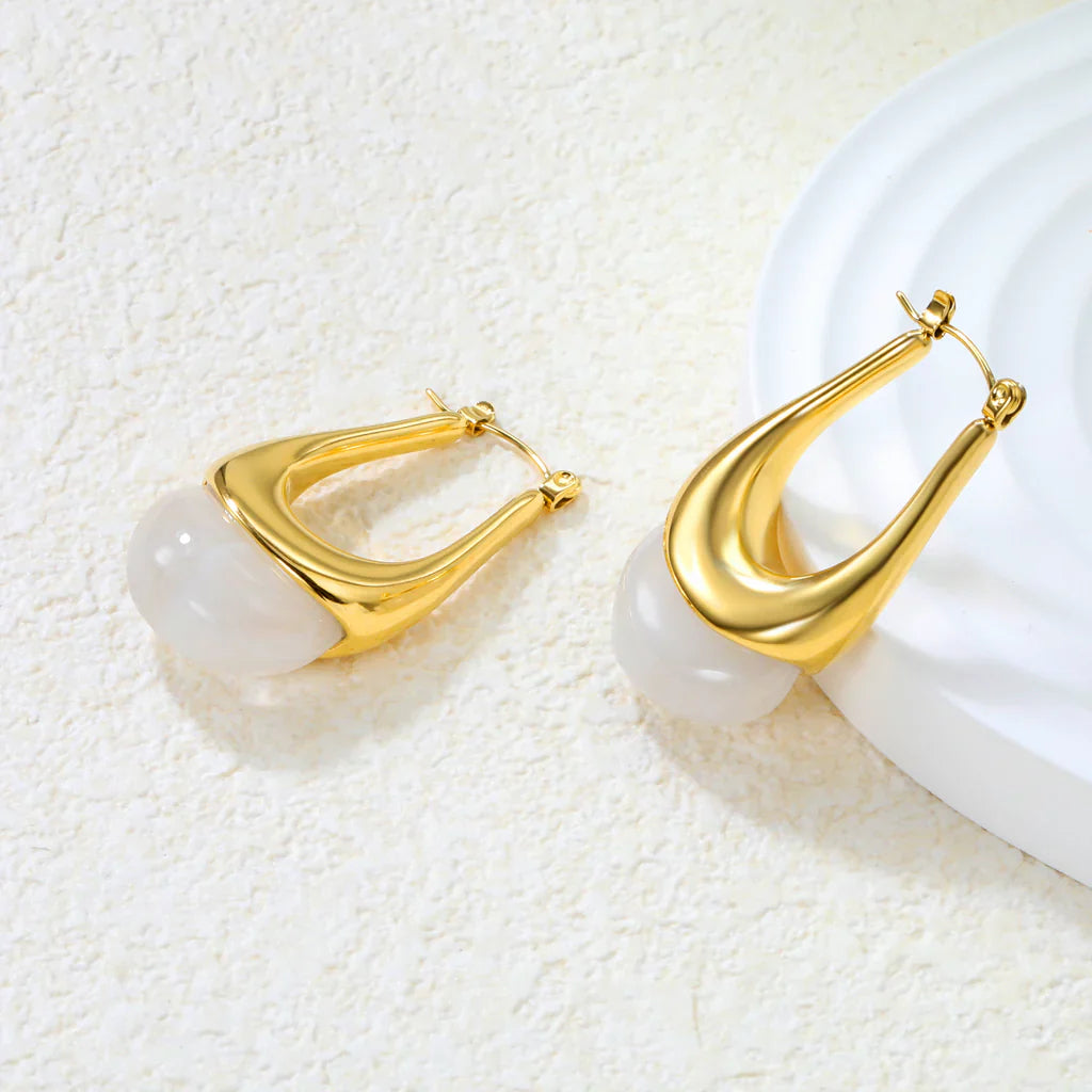 Luna U-Shape Resin Ear Clips