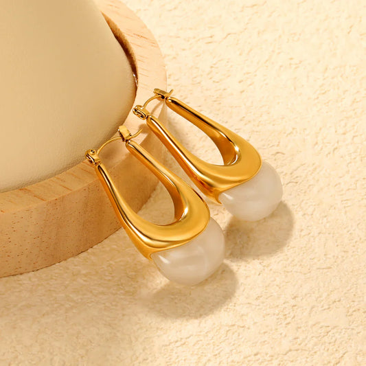Luna U-Shape Resin Ear Clips