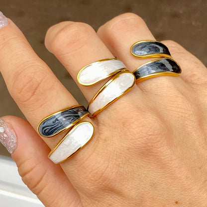 Qubra Dual Color Adjustable Ring