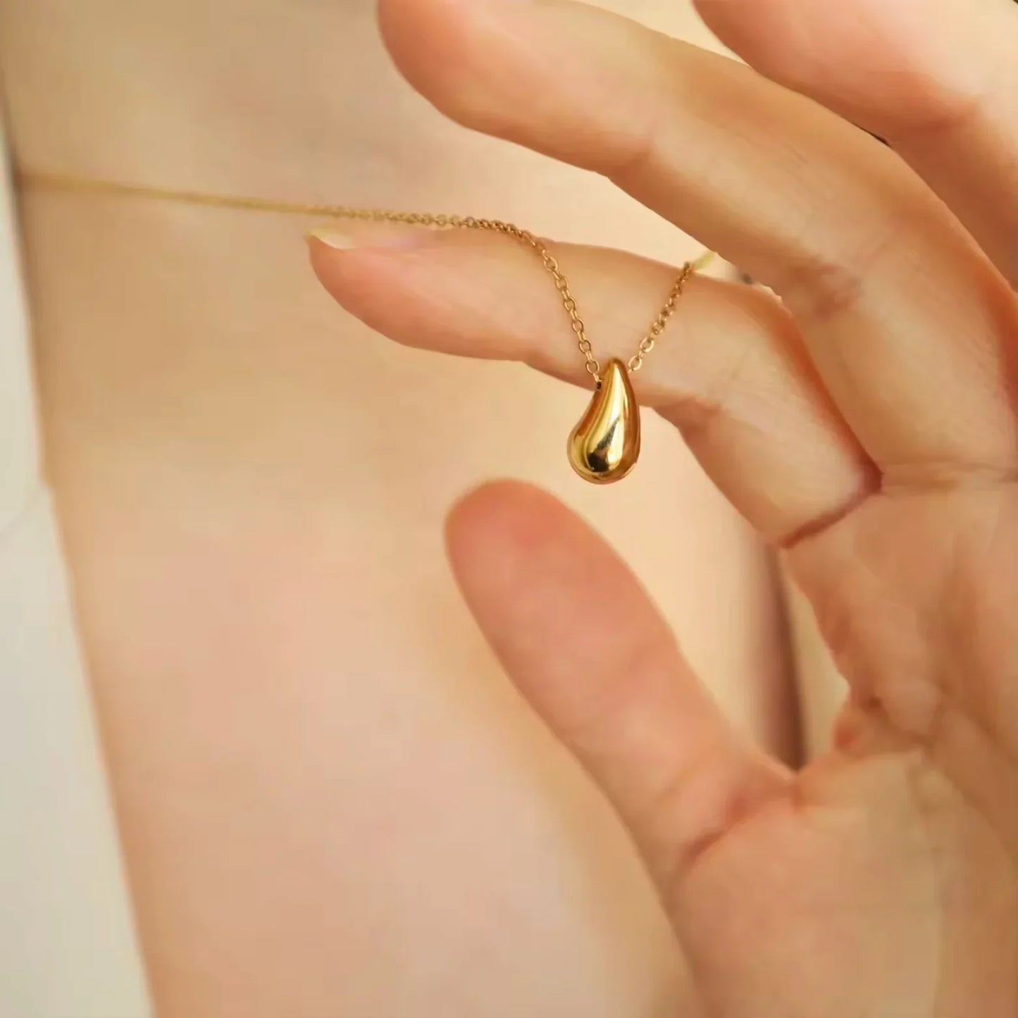 D MISK Elara  Necklace