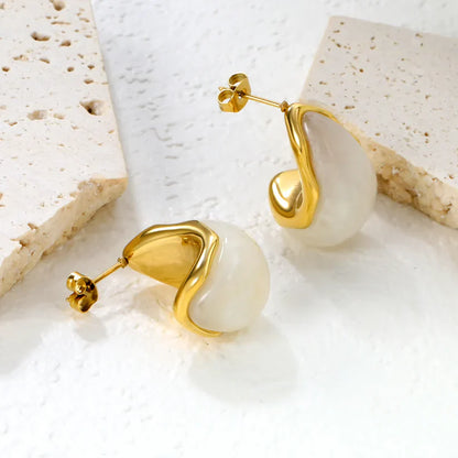 Mehma Teardrop Resin Earrings